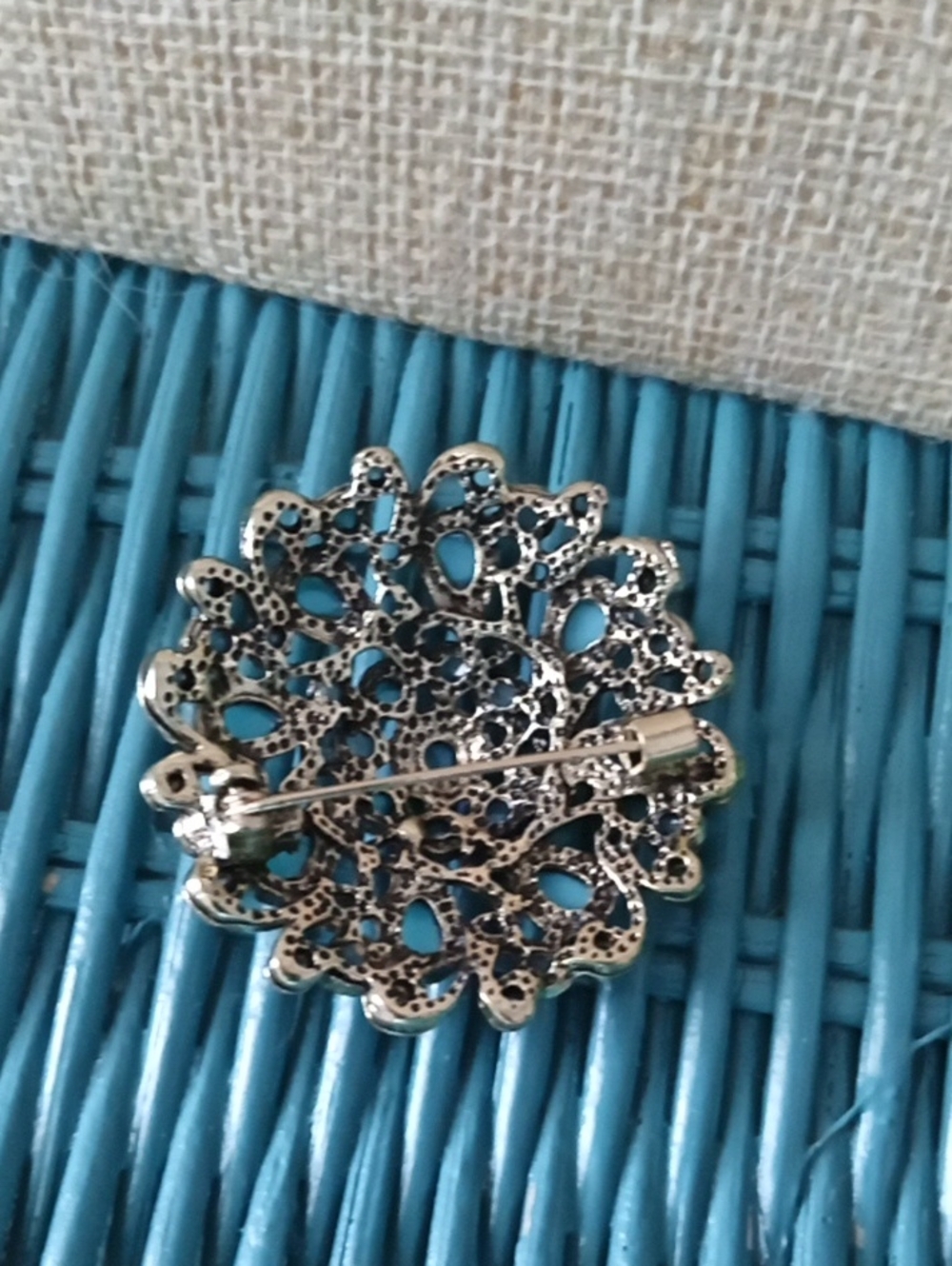 Turquoise Floral Statement Brooch - Picture 4 of 5